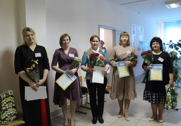 КОНКУРС УЧИТЕЛЬ ГОДА АЛТАЯ И НОМИНАЦИЯ ПЕДАГОГИЧЕСКИЙ ДЕБЮТ.